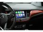 Opel Crossland Turbo 110 GS Line | Trekhaak | Camera | Apple Carplay | Navigatie | Parkeersensoren voor + Achter