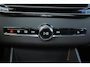 Volvo XC90 T8 Recharge AWD Ultra Black Ed. Exec. - Luchtvering - Panorama/schuifdak - IntelliSafe Assist & Surround - 360º Camera - Bowers & Wilkins audio - Adaptieve LED koplampen - Verwarmde voorstoelen, stuur & achterbank - Parkeersensoren voor & achter - Elektr. bedienb. voorstoelen met geheugen - Geventileerde voorstoelen - Head up display - Draadloze tel. lader - Extra getint glas - 22' LMV
