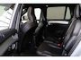 Volvo XC90 T8 Recharge AWD Ultra Black Ed. Exec. - Luchtvering - Panorama/schuifdak - IntelliSafe Assist & Surround - 360º Camera - Bowers & Wilkins audio - Adaptieve LED koplampen - Verwarmde voorstoelen, stuur & achterbank - Parkeersensoren voor & achter - Elektr. bedienb. voorstoelen met geheugen - Geventileerde voorstoelen - Head up display - Draadloze tel. lader - Extra getint glas - 22' LMV