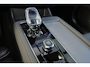 Volvo XC90 T8 Recharge AWD Ultra Black Ed. Exec. - Luchtvering - Panorama/schuifdak - IntelliSafe Assist & Surround - 360º Camera - Bowers & Wilkins audio - Adaptieve LED koplampen - Verwarmde voorstoelen, stuur & achterbank - Parkeersensoren voor & achter - Elektr. bedienb. voorstoelen met geheugen - Geventileerde voorstoelen - Head up display - Draadloze tel. lader - Extra getint glas - 22' LMV