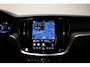 Volvo V60 2.0 B3 Plus Dark [ Panorama Trekhaak Leder Stoelventilatie ]