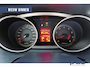 Mitsubishi Outlander 2.4 Intense Navi / 18" / NL auto / 4WD / 2e eig. / Winterset