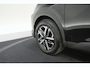 Peugeot 2008 1.2 Hybrid 136 Style | Apple Carplay | Parkeersensoren | Climate Control