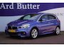 BMW 2-Serie Active Tourer 225xe iPerformance Centennial High Executive M sport+navigatie+parkeer-Hulp+volleder+elek-klep = SUPER !