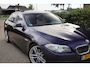 BMW 5-Serie 523i High Executive Autom Leder Stoelverw Navi Clima Xenon Schuifkdak Cruise 2x PDC LMV 20 ENZ.