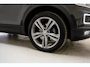 Volkswagen T-Roc 1.5 TSI 150pk Style [ Panorama LED Apple/Android Navi ]