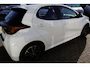 Toyota Yaris 1.5 Hybrid Dynamic Limited Keyless entree, Stoeverwarming, Apple en Anroid auto, Achteruitrij camera, adaptieve cruise en Lane assist
