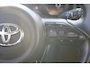 Toyota Yaris 1.5 Hybrid Dynamic Limited Keyless entree, Stoeverwarming, Apple en Anroid auto, Achteruitrij camera, adaptieve cruise en Lane assist