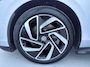 Volkswagen ID.7 Tourer Pro S Business 86 kWh 286 pk | Verlengde garantie | Navigatie | Warmtepomp | Panoramadak | Trekhaak (wegklapbaar) | Park assist | Rondomzicht camera |