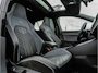 Volkswagen Golf 1.5 eTSI R-Line Business PANO 18 INCH ACC VIRTUAL DASH STOELVERW V+A