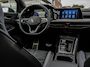 Volkswagen Golf 1.5 eTSI R-Line Business PANO 18 INCH ACC VIRTUAL DASH STOELVERW V+A