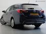 Toyota Auris Touring Sports 1.8 Hybrid Lease (NAVIGATIE,TREKHAAK,KEYLESS,LM-VELGEN,PANORAMADAK,CAMERA,STOELVERWARMING,CRUISE,LED)