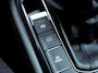 Volkswagen Tiguan 1.5 TSI Elegance | Camera | Navigatie | Stoelverwarming | Adaptieve Cruise Control | Climate Control | Apple Carplay | Android Auto |