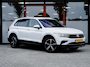 Volkswagen Tiguan 1.5 TSI Elegance | Camera | Navigatie | Stoelverwarming | Adaptieve Cruise Control | Climate Control | Apple Carplay | Android Auto |