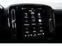 Volvo EX40 Single Motor Extended Range Plus 82 kWh | Trekhaak | Verwarmbare voorstoelen en stuurwiel | Premium audio by Harman Kardon | Adaptieve cruise control | Keyless | Warmtepomp