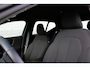 Volvo EX40 Single Motor Extended Range Plus 82 kWh | Trekhaak | Verwarmbare voorstoelen en stuurwiel | Premium audio by Harman Kardon | Adaptieve cruise control | Keyless | Warmtepomp