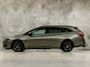 Opel Astra Sports Tourer 1.2 Design & Tech (APPLE CARPLAY, NAVIGATIE, CLIMATE, CAMERA, GETINT GLAS, ADAPTIVE CRUISE, SPORTSTOELEN, LEDER, LANE ASSIST, NIEUWSTAAT)