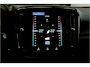 Volvo XC40 1.5 T4 Plug-in Hybrid 155kW/211pk DCT7 Ultimate Dark PANORAMADAK + HARMAN/KARDON + EL.TREKHAAK + LEER/ALCANTARA + ADAPT.CRUISE + NAVI SENSUS + LANE ASSIST + EL.STOELEN + STOEL-&STUURVERWARMING + CAMERA + KEYLESS + PARKSENSOREN V&A + 19” LM-VELGEN!!