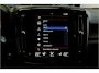 Volvo XC40 1.5 T4 Plug-in Hybrid 155kW/211pk DCT7 Ultimate Dark PANORAMADAK + HARMAN/KARDON + EL.TREKHAAK + LEER/ALCANTARA + ADAPT.CRUISE + NAVI SENSUS + LANE ASSIST + EL.STOELEN + STOEL-&STUURVERWARMING + CAMERA + KEYLESS + PARKSENSOREN V&A + 19” LM-VELGEN!!