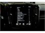 Volvo XC40 1.5 T4 Plug-in Hybrid 155kW/211pk DCT7 Ultimate Dark PANORAMADAK + HARMAN/KARDON + EL.TREKHAAK + LEER/ALCANTARA + ADAPT.CRUISE + NAVI SENSUS + LANE ASSIST + EL.STOELEN + STOEL-&STUURVERWARMING + CAMERA + KEYLESS + PARKSENSOREN V&A + 19” LM-VELGEN!!