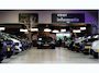 Volvo XC40 1.5 T4 Plug-in Hybrid 155kW/211pk DCT7 Ultimate Dark PANORAMADAK + HARMAN/KARDON + EL.TREKHAAK + LEER/ALCANTARA + ADAPT.CRUISE + NAVI SENSUS + LANE ASSIST + EL.STOELEN + STOEL-&STUURVERWARMING + CAMERA + KEYLESS + PARKSENSOREN V&A + 19” LM-VELGEN!!