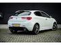 Alfa Romeo Giulietta 1.750 Turbo Veloce | Org. NL-Auto! | Panoramadak | Xenon | Cruise Control | Bianco Pastello | Navi |