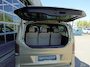 Mercedes-Benz EQV 300 L2 90kWh | 7-persoons | Distronic | Luchtvering