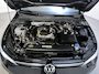 Volkswagen Golf 1.0 TSI 110pk Life Sfeerverlichting Navigatie App-Connect DAB+