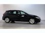 Volkswagen Golf 1.0 TSI 110pk Life Sfeerverlichting Navigatie App-Connect DAB+