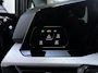 Volkswagen Golf 1.0 TSI 110pk Life Sfeerverlichting Navigatie App-Connect DAB+