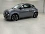 Fiat 500C La Prima 42 kWh / Cabrio / Full map navigatie / SOH 91,76% / All season banden / Apple carplay
