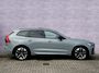 Volvo XC60 2.0 T6 Plug-in hybrid AWD Ultra Dark | SOH:100% | Trekhaak | Luchtvering | Head-up display | Keyless entry/start | Schuif/Kantel Panoramadak | Stoel/stuurverwarming | Power Seats | Memory | Extra getint glas | 360° Camera |