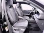 Volkswagen Tayron 1.5 eHybrid R-Line Edition Automaat - IQ Light - Panoramaschuif-kanteldak - HUD - Park Assist Pro - Trekhaak - Stoelverwarming - 360 Camera