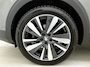 Peugeot 3008 1.2 130pk Allure | Trekhaak | Elektrische Achterklep | Navigatie | Climate Control | Cruise Control | Achteruitrijcamera | 19"LMV | Apple Carplay/Android Auto |