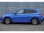 BMW X1 sDrive18i Business Edition | M-Sport | Trekhaak | Panoramadak | Head-up Display | HiFi Audio | Sportstoelen | Lichtmetalen Velgen 19 inch | Achteruitrijcamera | Keyless Entry | Elektrische Achterklep | Privacy Glas | Navigatie