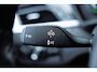 BMW X1 sDrive18i Business Edition | M-Sport | Trekhaak | Panoramadak | Head-up Display | HiFi Audio | Sportstoelen | Lichtmetalen Velgen 19 inch | Achteruitrijcamera | Keyless Entry | Elektrische Achterklep | Privacy Glas | Navigatie