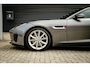 Jaguar F-Type 2.0T P300 R-Dynamic | LED | Panoramadak | Meridian Sound | PDC met Camera | Zeer Mooi! |