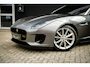 Jaguar F-Type 2.0T P300 R-Dynamic | LED | Panoramadak | Meridian Sound | PDC met Camera | Zeer Mooi! |