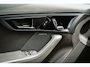 Jaguar F-Type 2.0T P300 R-Dynamic | LED | Panoramadak | Meridian Sound | PDC met Camera | Zeer Mooi! |