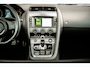 Jaguar F-Type 2.0T P300 R-Dynamic | LED | Panoramadak | Meridian Sound | PDC met Camera | Zeer Mooi! |