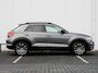 Volkswagen T-Roc 1.0 TSI Style 110 PK | Dealer onderhouden | Cruise control | Elektrische achterklep | Parkeersensoren | Lichtmetalen velgen | Climate control |