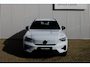 Volvo EX40 Single Motor Extended Range Plus 82 kWh | Achteruitrijcamera | Voor & achter parkeersensoren | Google Services | Cruise Control | Semi elektrische trekhaak | Stoelverwarming voorzijde | Stuurwielverwarming | Allseasonbanden |