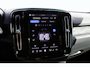 Volvo EX40 Single Motor Extended Range Plus 82 kWh | Achteruitrijcamera | Voor & achter parkeersensoren | Google Services | Cruise Control | Semi elektrische trekhaak | Stoelverwarming voorzijde | Stuurwielverwarming | Allseasonbanden |