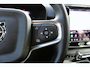 Volvo EX40 Single Motor Extended Range Plus 82 kWh | Achteruitrijcamera | Voor & achter parkeersensoren | Google Services | Cruise Control | Semi elektrische trekhaak | Stoelverwarming voorzijde | Stuurwielverwarming | Allseasonbanden |
