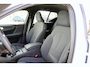 Volvo EX40 Single Motor Extended Range Plus 82 kWh | Achteruitrijcamera | Voor & achter parkeersensoren | Google Services | Cruise Control | Semi elektrische trekhaak | Stoelverwarming voorzijde | Stuurwielverwarming | Allseasonbanden |