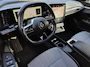 Renault Megane E-Tech comfort range techno 60 kWh / SOH 94% / Dealer onderhouden / Stuur- & Stoelverwarming / Rondomzicht camera / Adaptief cruise control / Keyless Entry/Start / Apple Carplay Android Auto / Draadloze telefoon lader /