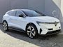 Renault Megane E-Tech comfort range techno 60 kWh / SOH 94% / Dealer onderhouden / Stuur- & Stoelverwarming / Rondomzicht camera / Adaptief cruise control / Keyless Entry/Start / Apple Carplay Android Auto / Draadloze telefoon lader /