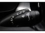 Volvo XC40 1.5 T3 Momentum Pro | 18" Lichtmetalen velgen | Parkeersensoren voor | Onyx Black Metallic | Autonomous emergency braking | Cruise control |  LED koplampen |