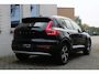 Volvo XC40 1.5 T3 Momentum Pro | 18" Lichtmetalen velgen | Parkeersensoren voor | Onyx Black Metallic | Autonomous emergency braking | Cruise control |  LED koplampen |