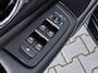 Volvo V60 2.0 T8 Recharge AWD R-Design | Incl. 12 maanden garantie | SOH 91% | Pilot assist | Harman/Kardon audio | Memory seats | Stoel/stuurverwarming | Uitklapbare trekhaak | Schuif/kantel dak | Apple carplay/Android auto |